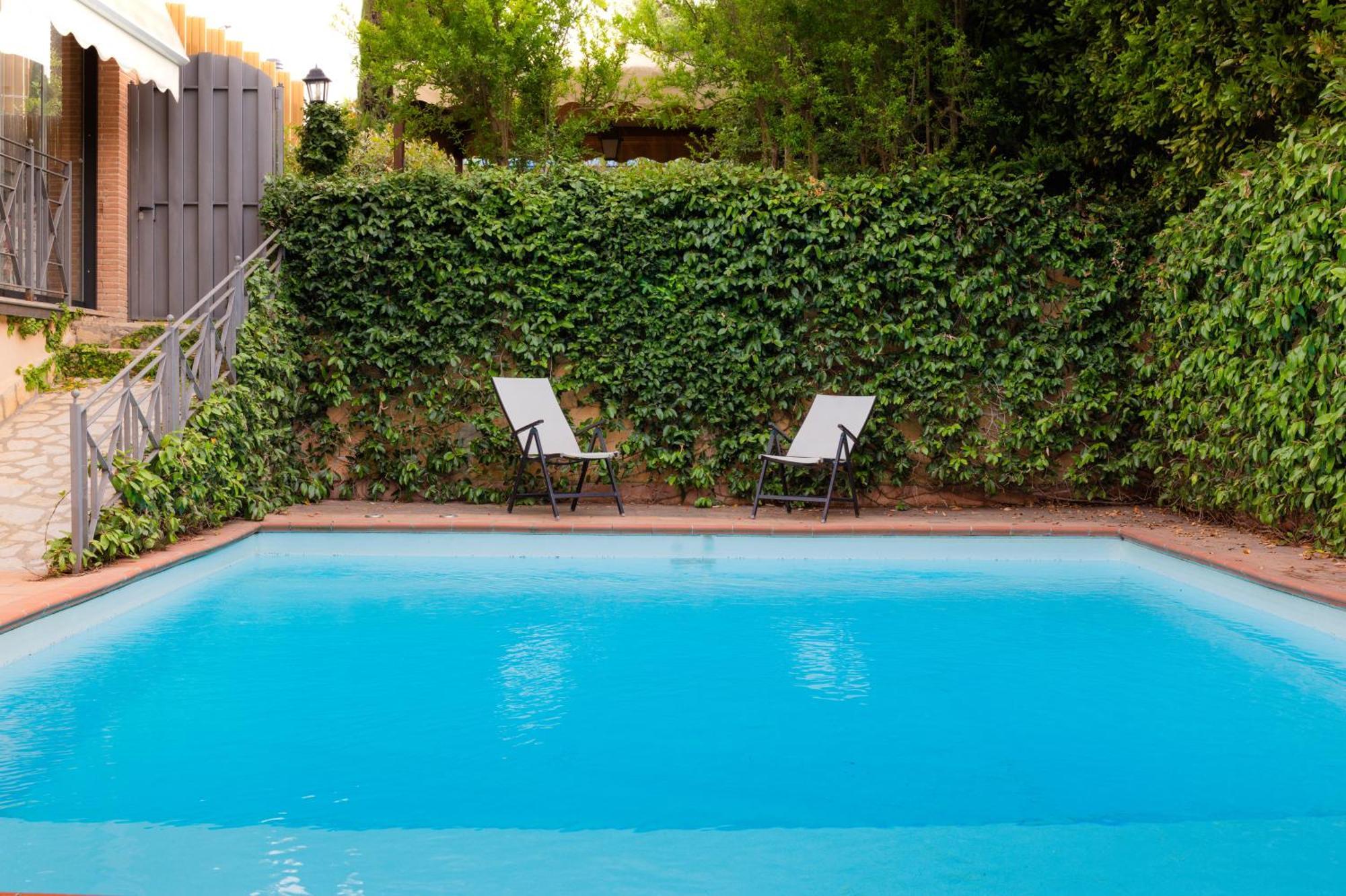 Villa Aureliana With Pool Near San Peter โรม ภายนอก รูปภาพ